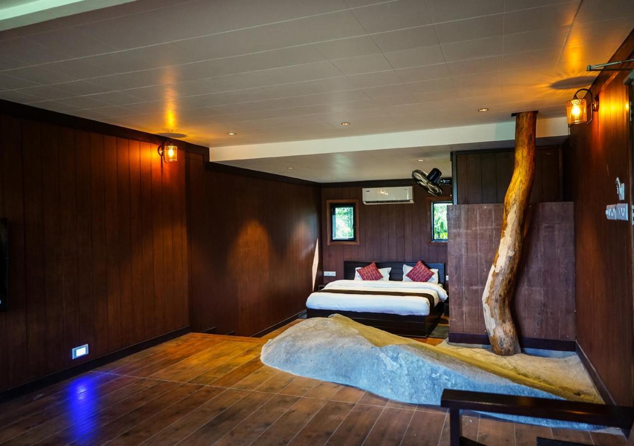 Niyatma Wayanad Pool Resort By Voye Homes Luaran gambar